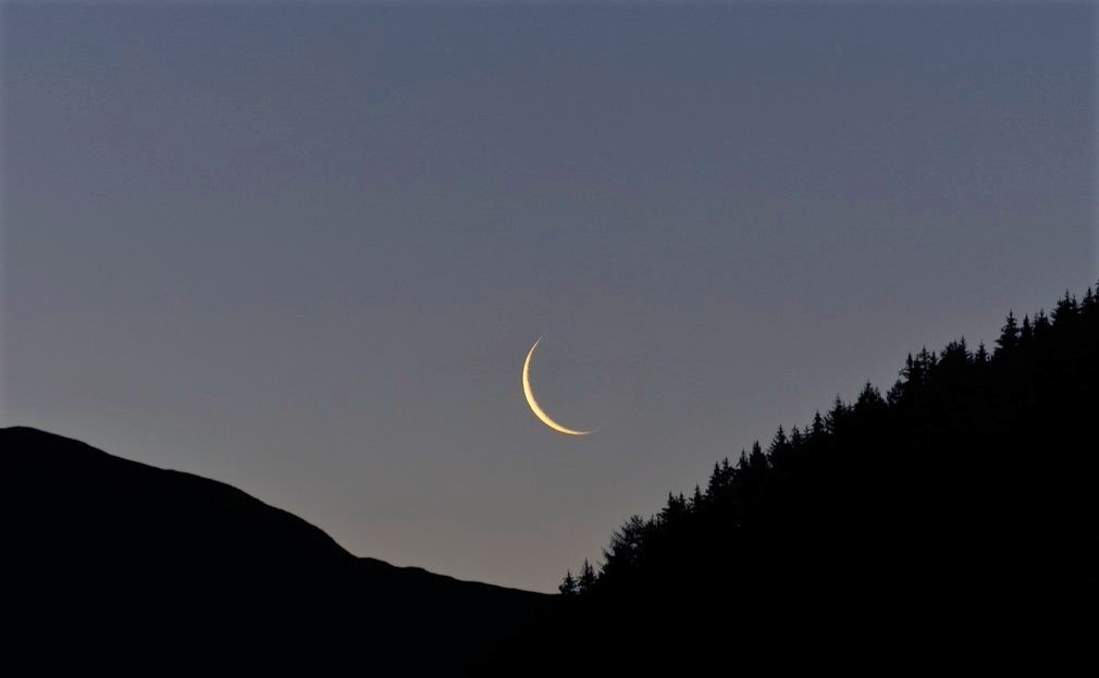 Un croissant de lune exceptionnel sera visible ce samedi 18 mars