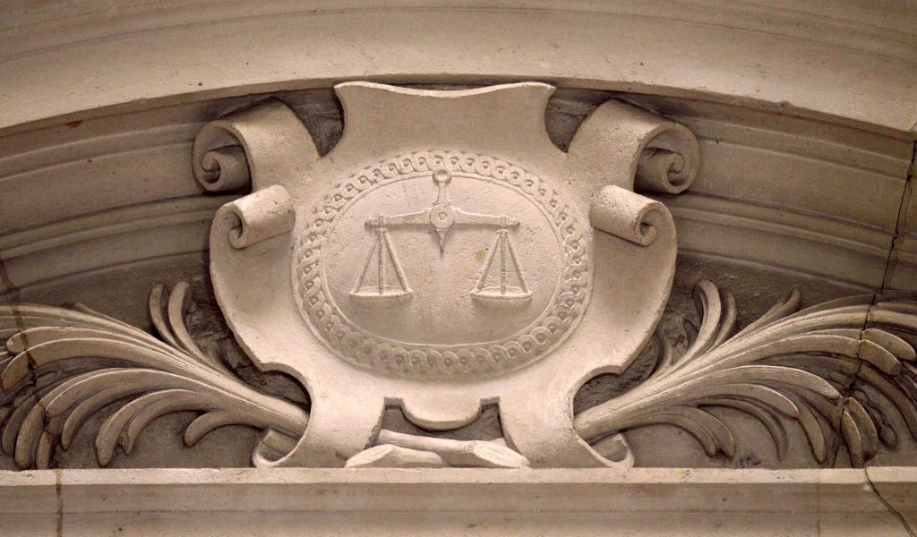 Faux conseillers bancaires: jusqu&rsquo;à cinq ans de prison pour des escroqueries au «allô»