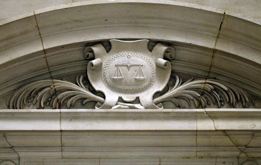 Poignardée à mort devant ses cinq enfants: ouverture du procès à Bobigny