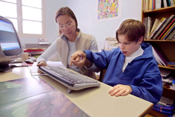 Accès aux soins sans ordonnance: la porte s&rsquo;entrouvre, un peu