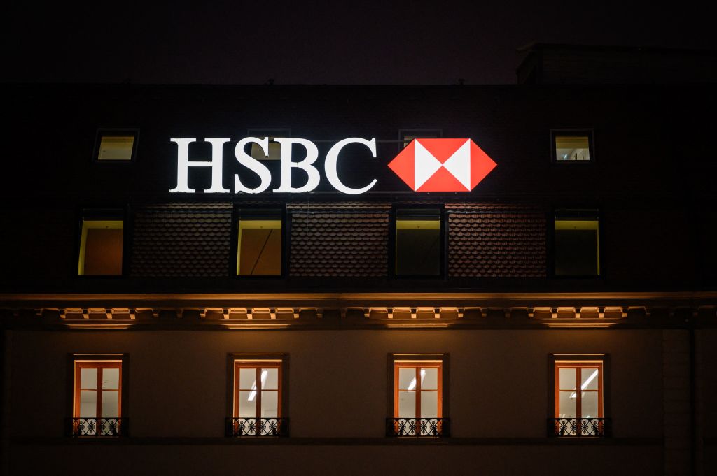 Cession de la banque de détail d&rsquo;HSBC France: les syndicats tirent la sonnette d&rsquo;alarme