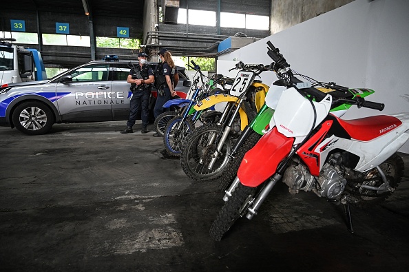 Gérald Darmanin appelle les préfets à renforcer la lutte contre les rodéos urbains