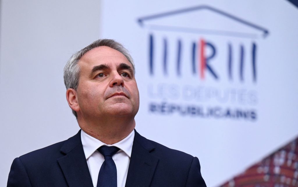 Législatives : partisan d&rsquo;une « droite sociale », Xavier Bertrand interpelle Éric Ciotti pour refuser toute alliance avec le RN