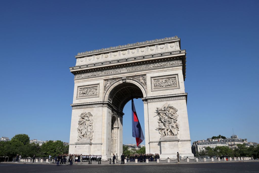 Réforme des retraites: l&rsquo;Arc de Triomphe fermé une heure mercredi