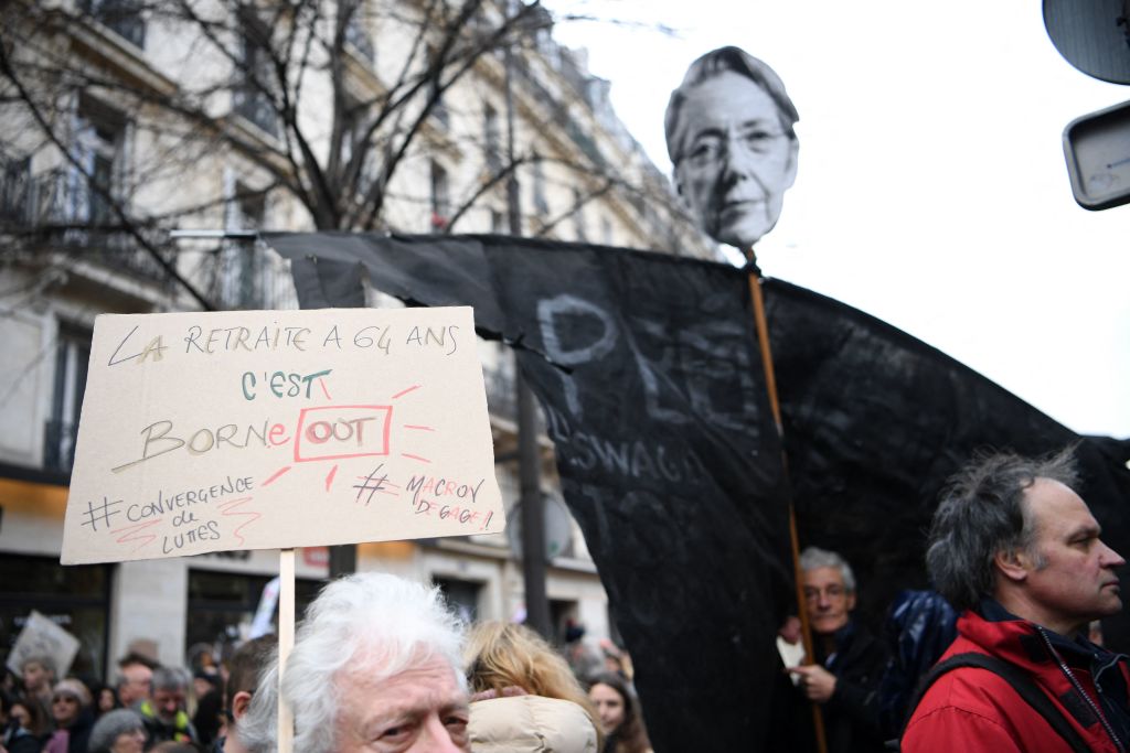 Retraites: dernière mobilisation avant le verdict constitutionnel