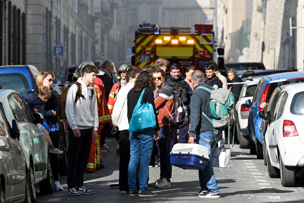 À Marseille, les huit habitants de l&rsquo;immeuble effondré extraits des décombres et identifiés