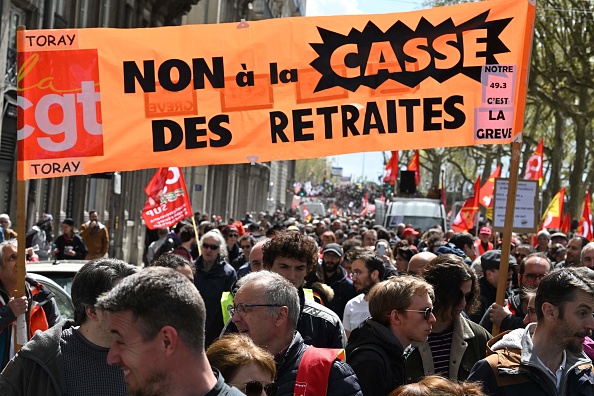Retraites: 12e round dans la rue, avant le verdict constitutionnel