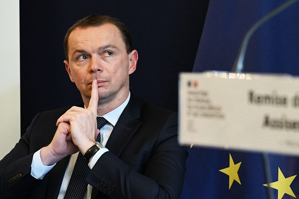 Loi immigration: «tout faire pour éviter le 49.3», promet Olivier Dussopt