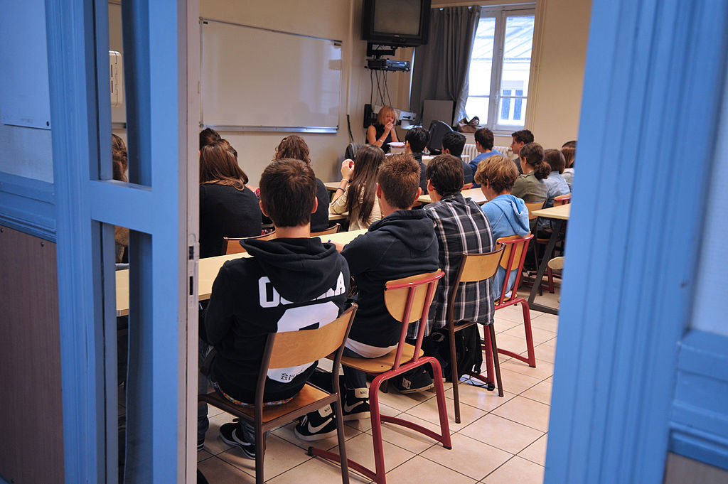 École: après les promesses d&rsquo;Emmanuel Macron, les syndicats enseignants sceptiques