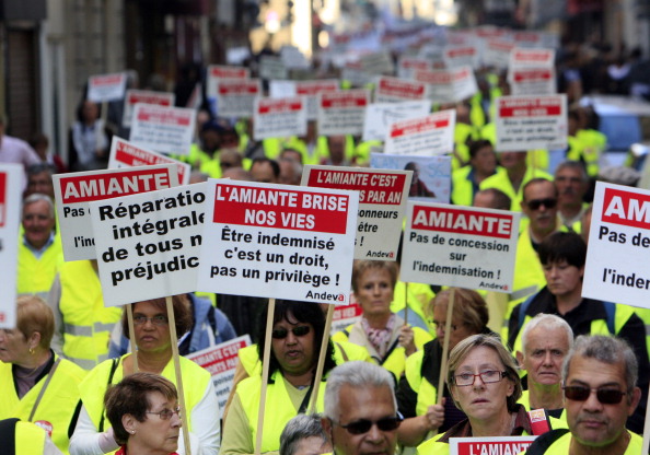 Cancers de l’ovaire et du larynx: les victimes oubliées de l’amiante