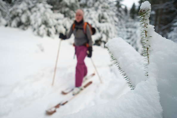«Je me suis dit ‘non, tu ne vas pas crever là’»: coincée dans une cabane sous la neige, une skieuse s’en sort