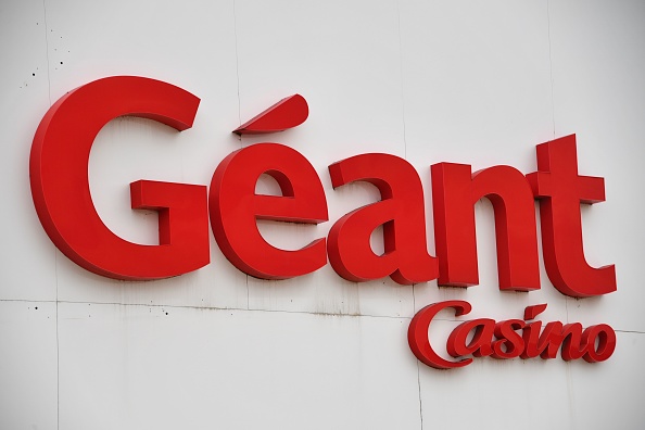 Casino va en conciliation pour renégocier sa dette et veut vendre une centaine de magasins à Intermarché