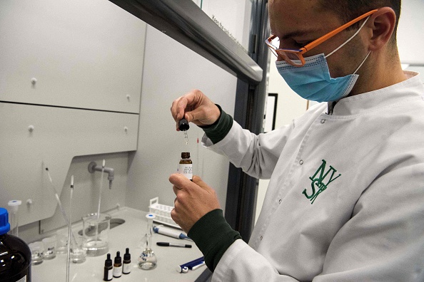 Cannabis de synthèse: une interdiction d&rsquo;ici à quelques semaines, dit le ministre de la Santé