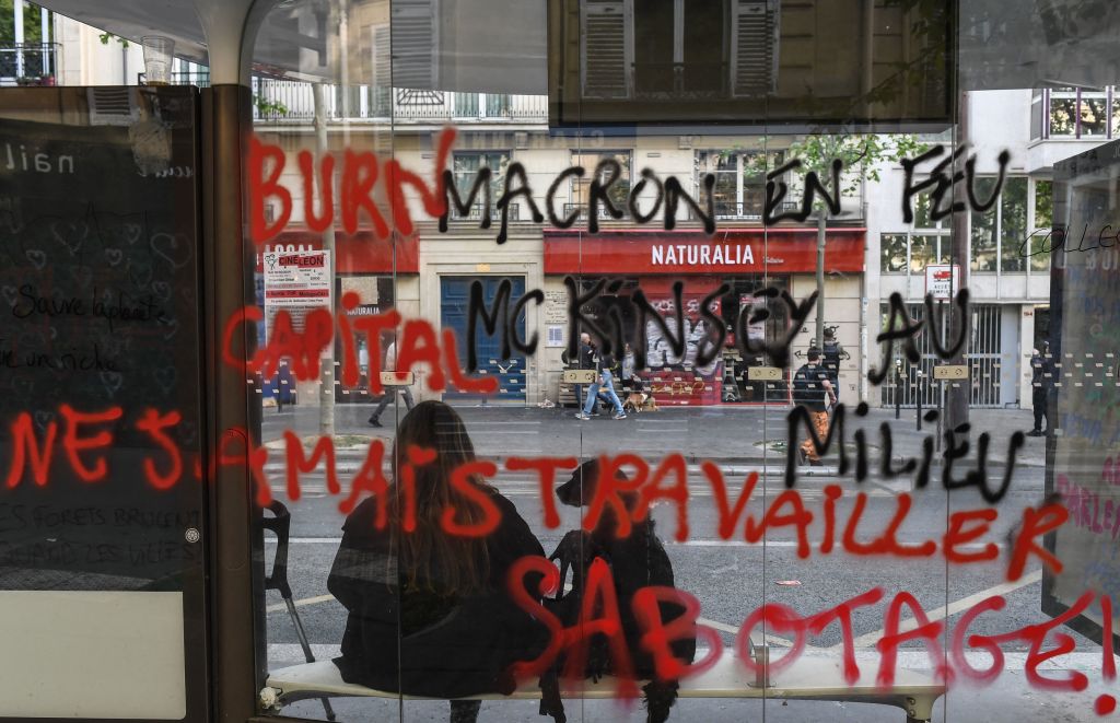 1er mai: « tentatives d&rsquo;assassinat », « spectacle de décivilisation » dénoncent les politiciens