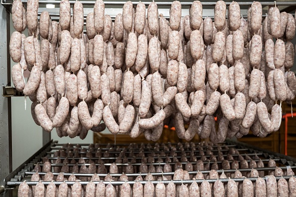 Pourquoi les nitrites dans la charcuterie augmentent le risque de cancer colorectal