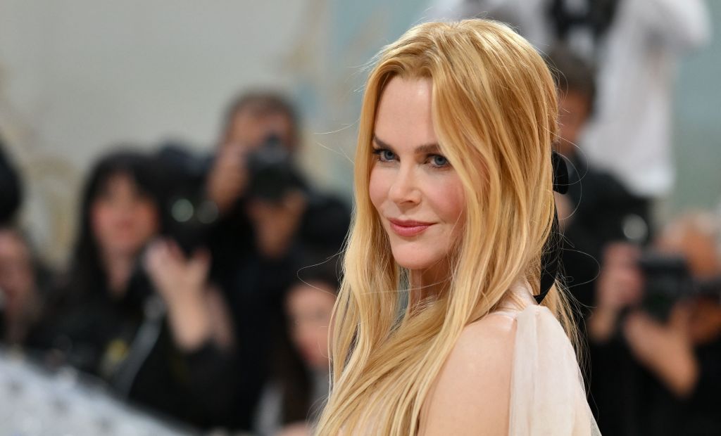 40 bouteilles d’Évian: la commande un peu particulière de Nicole Kidman pour rincer ses cheveux
