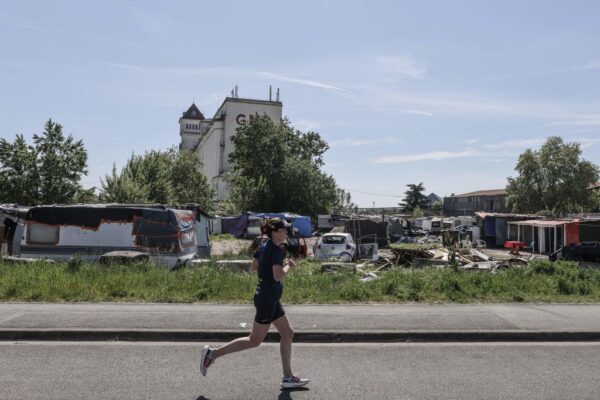 Bordeaux : l&rsquo;évacuation sans fin des bidonvilles de précaires de la vigne