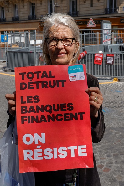 Perturbation de l&rsquo;AG de TotalEnergies: «les militants du climat sont dans leur rôle d&rsquo;alerter» estime Élisabeth Borne  