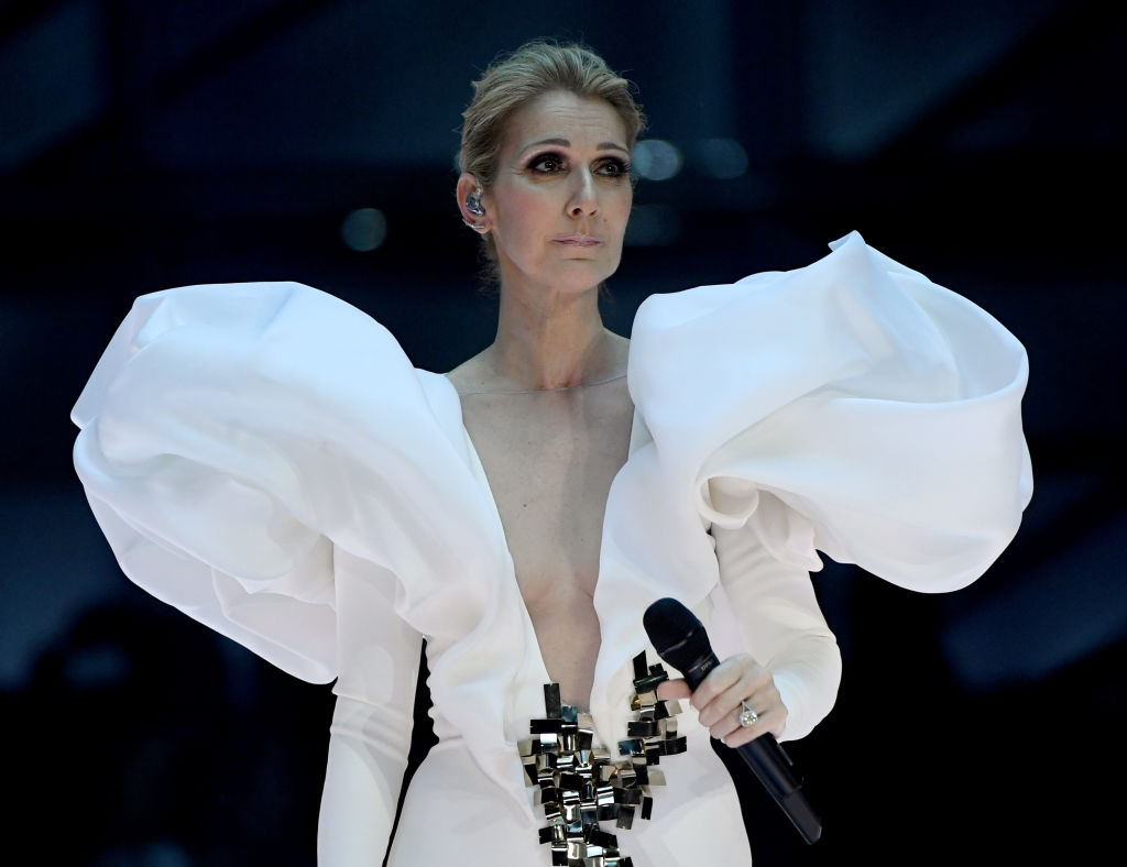 Céline Dion toujours souffrante annule ses concerts de 2023 et 2024
