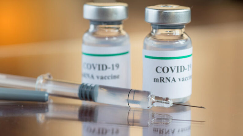 Un juge ordonne à la FDA d&rsquo;accélérer la publication des données des essais du vaccin Covid-19, l&rsquo;échéancier passant de 23,5 ans à seulement 2 ans