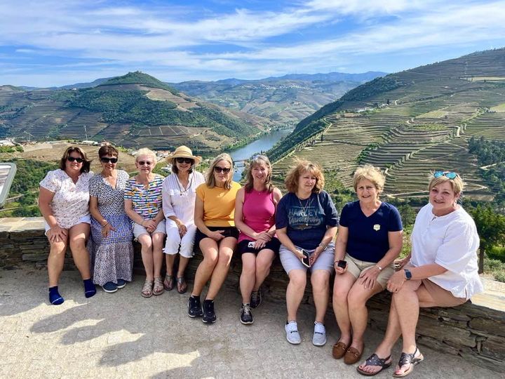 «Des amitiés pour toujours»: le groupe de voyage des femmes conservatrices plus âgées est en plein essor