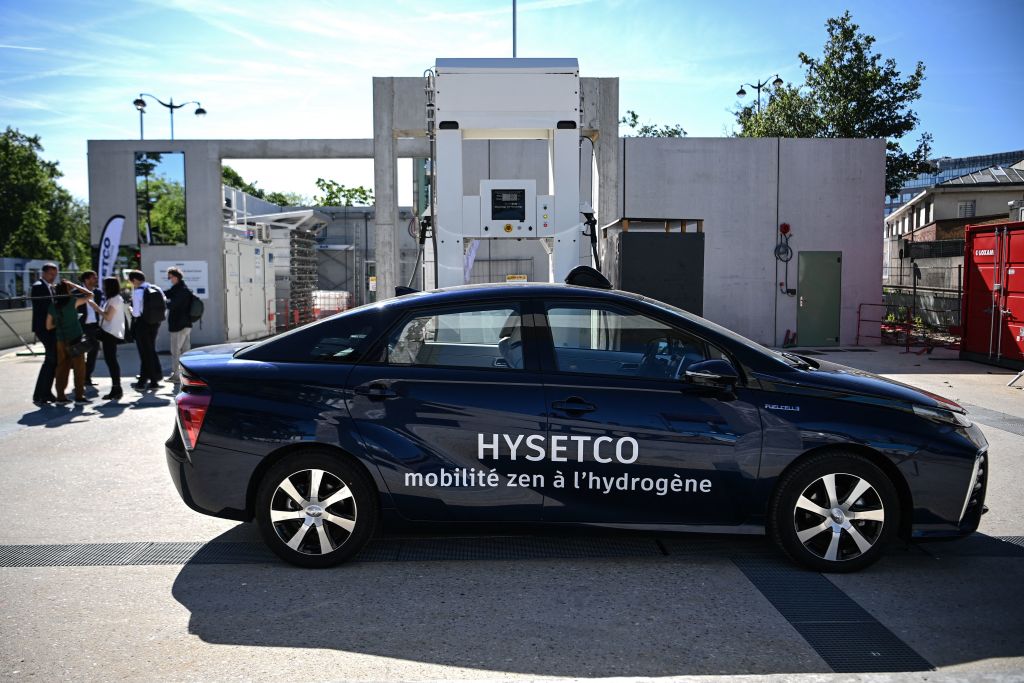 La plus grande station de production et distribution d&rsquo;hydrogène d&rsquo;Europe inaugurée à Paris