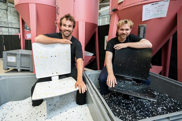 Dans les sièges des JO-2024, la deuxième vie de déchets plastiques locaux