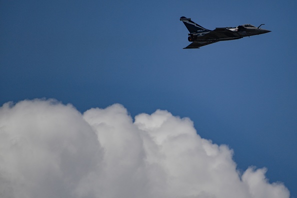 Ardèche: un Rafale prend en chasse un avion de tourisme chargé de drogue
