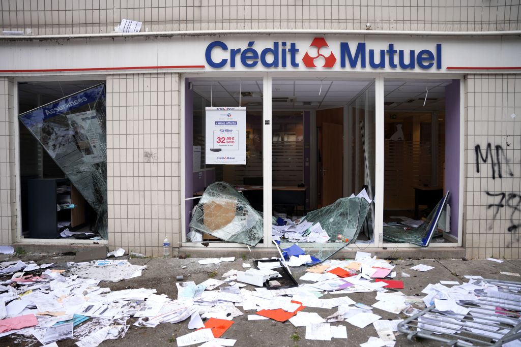 Nouvelle nuit de violences, pillages et saccages dans toute la France