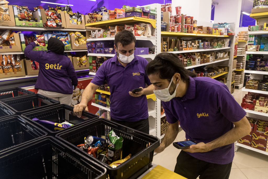 Livraison express: liquidation de Getir et Gorillas en France