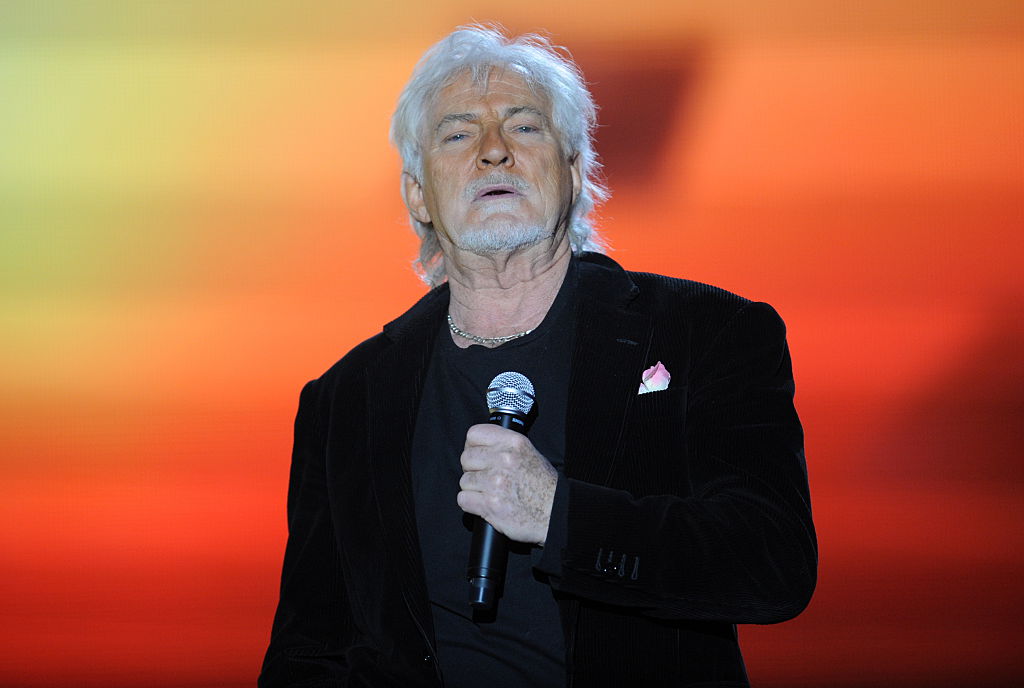 «Je ne prendrai jamais ma retraite»: Hugues Aufray rétablit une vérité le concernant