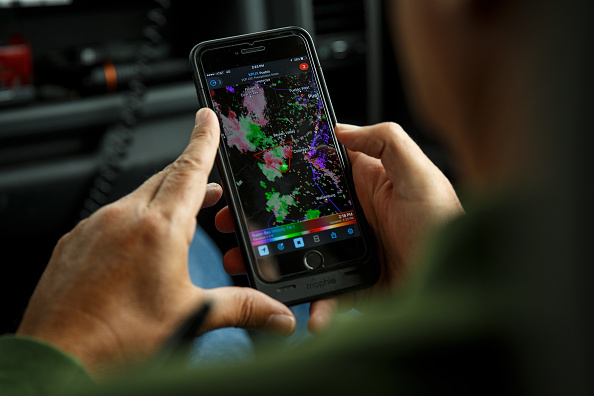 La loi justice permet de transformer les téléphones en mouchards, dénonce la Quadrature du Net