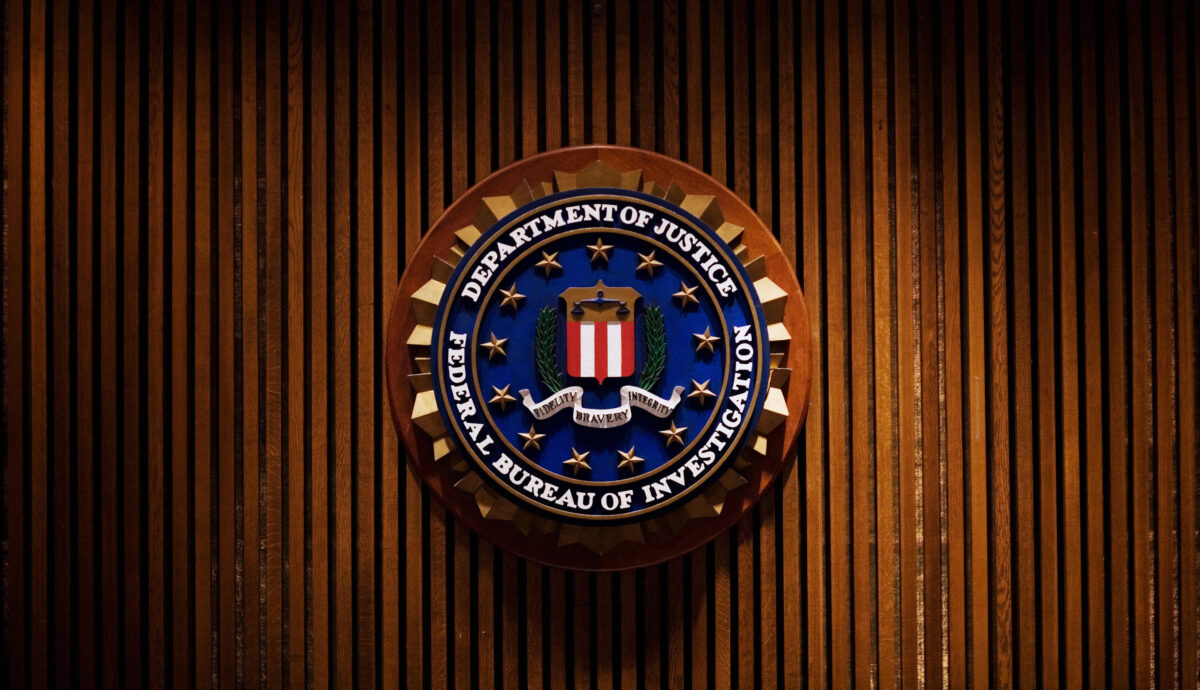 Le FBI et la CIA doivent être abolis, pas juste réformés