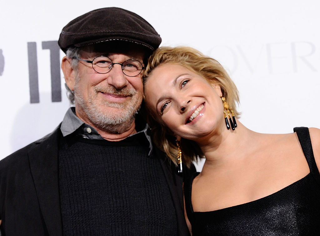 «Je me sentais impuissant»: les tristes confidences de Steven Spielberg sur l’enfance chaotique de Drew Barrymore