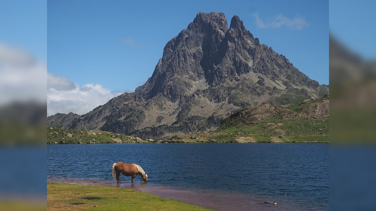 Pyrénées-Atlantiques : une randonneuse perd la vie dans l&rsquo;ascension du Pic du Midi d&rsquo;Ossau