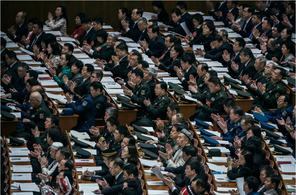 Le contrôle sociétal ne peut enrayer la chute du PCC lorsque l&rsquo;échec économique de la Chine se fait sentir, selon des analystes