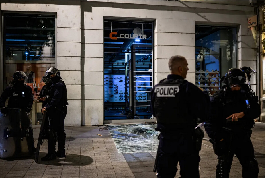 La France adopte un projet de loi autorisant la police à activer «secrètement» les caméras des téléphones des suspects