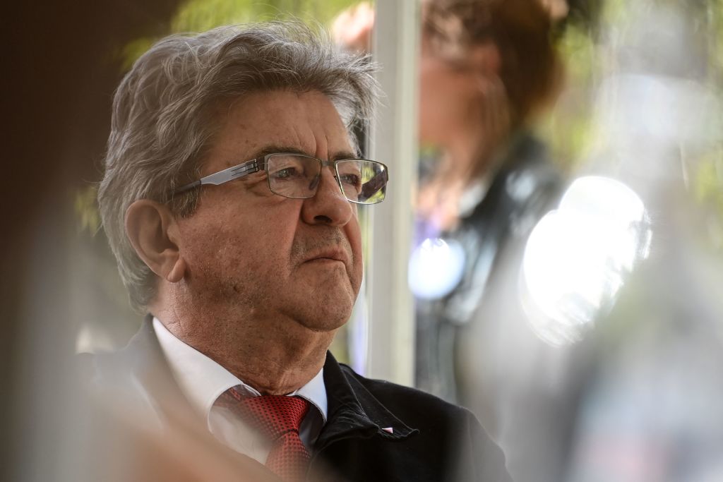 Multiples menaces puis incendie au domicile d&rsquo;un militant LFI, il décide de porter plainte