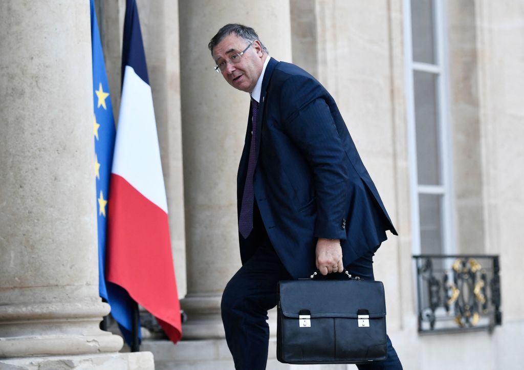 Légion d&rsquo;honneur: la gauche vent debout après la promotion du PDG de TotalEnergies