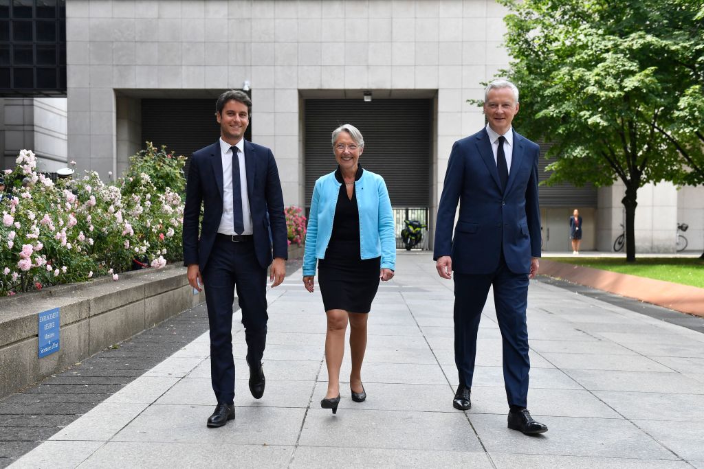 Élisabeth Borne aborde «les crises de l’été» et «la rentrée» avec son nouveau gouvernement