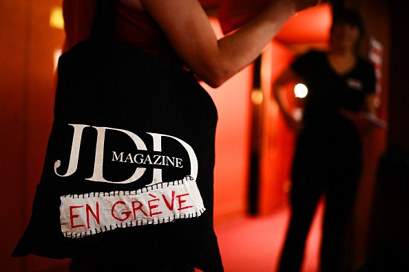 Grève reconduite au JDD, quatrième semaine sans l&rsquo;hebdomadaire