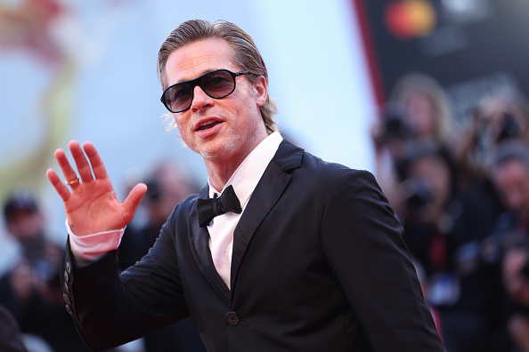 Les internautes médusés par le rajeunissement de Brad Pitt, lors du tournage d&rsquo;une pub dans le sud de la France