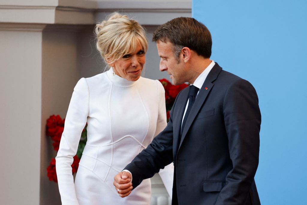 Emmanuel Macron a reçu les membres du gouvernement et leurs conjoints à dîner mardi