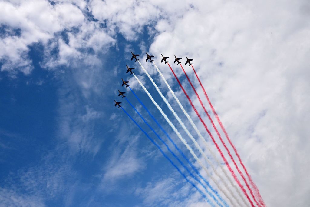 Perros-Guirec: une pétition demande l&rsquo;annulation du spectacle aérien de la Patrouille de France