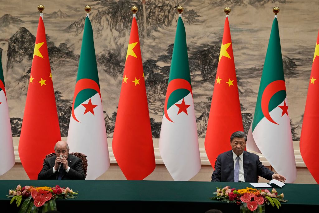 Xi Jinping et l&rsquo;Algérie veulent renforcer des partenariats stratégiques