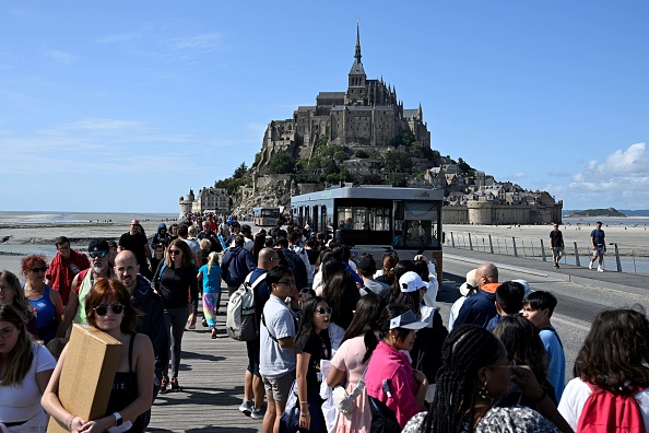 Mont-Saint-Michel: différentes mesures prévues pour lutter contre le sur-tourisme