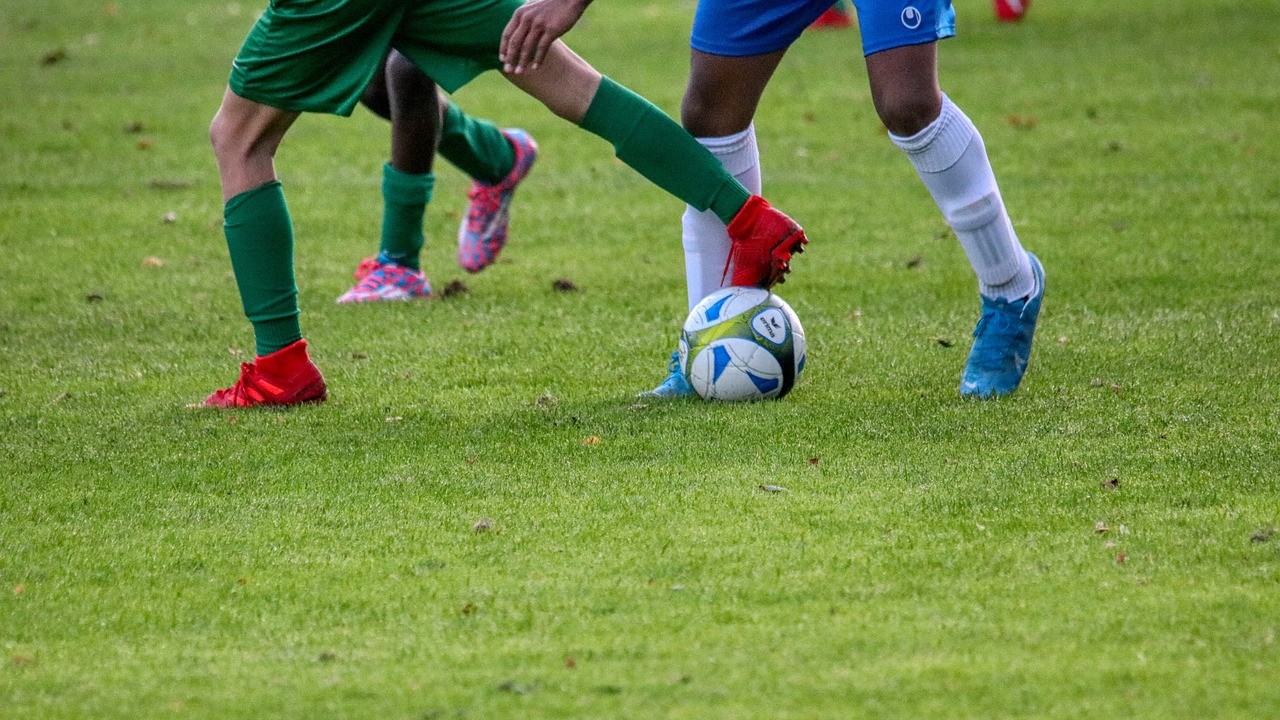 Bas-Rhin : un footballeur de 32 ans, victime d’un arrêt cardiaque en plein match à Ohlungen