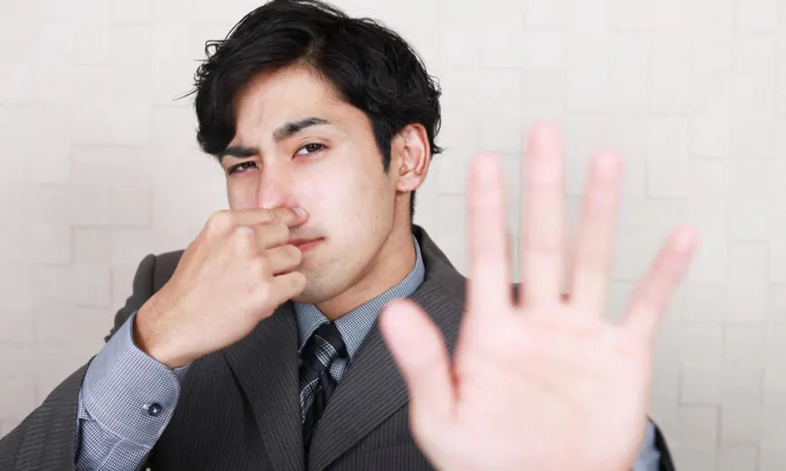 Les principales causes des odeurs corporelles et leurs méthodes efficaces d&rsquo;élimination