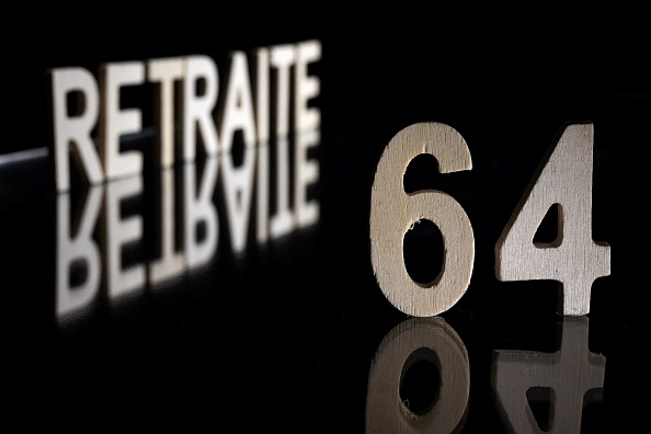 La controversée réforme des retraites entre en vigueur vendredi