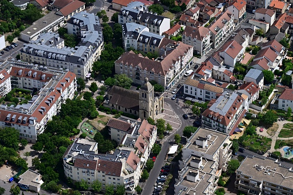 La canicule doit être prise en compte dans la rénovation des logements, estime le ministre du Logement